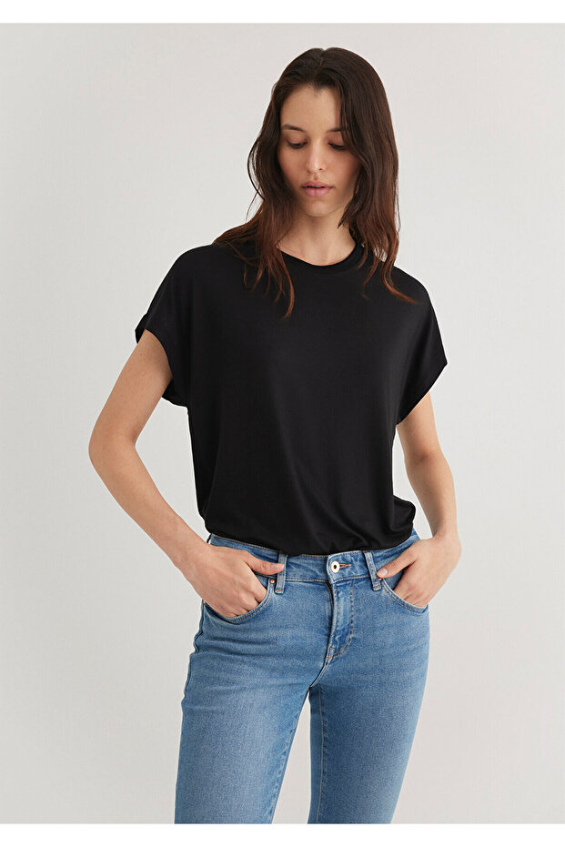 Μαύρο μπλουζάκι Basic Off Shoulder - Regular Fit1611649-900 - 1