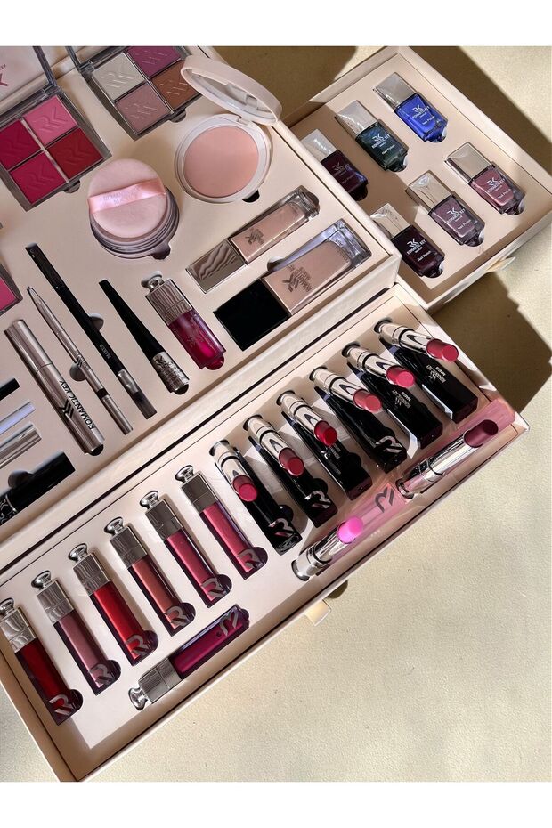 Complete makeup box - 2