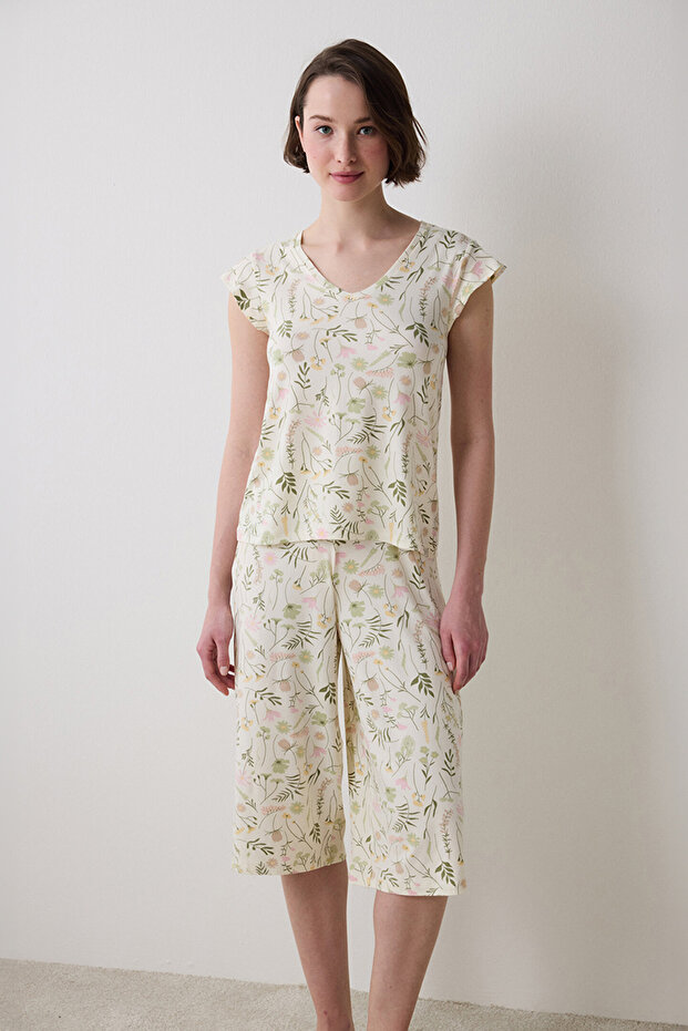 Mix Iris Floral Capri Set Pajama Set