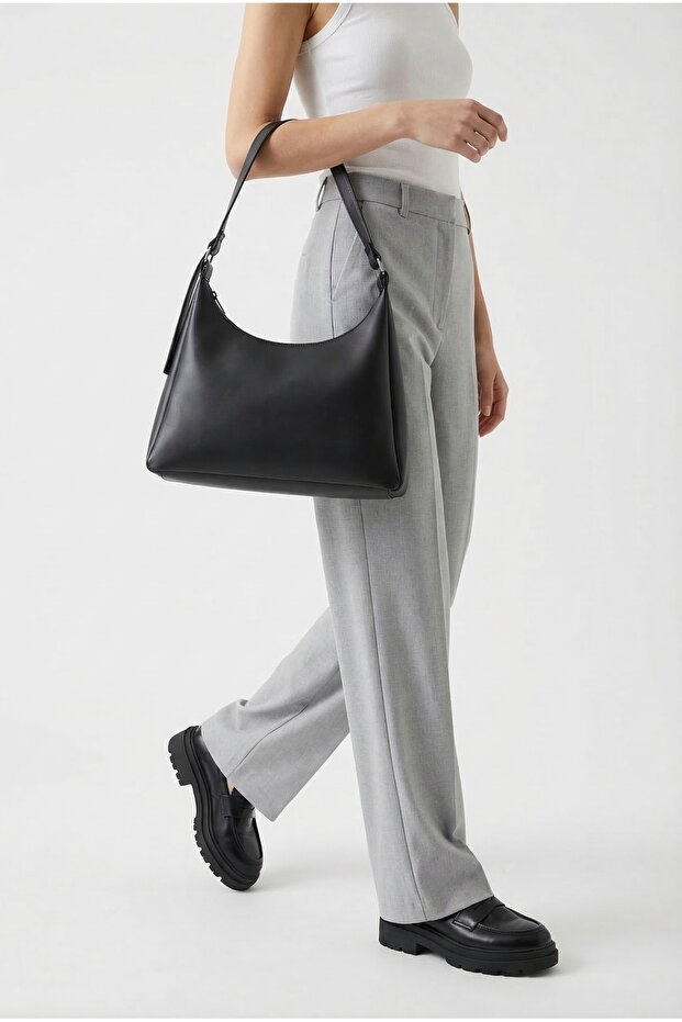 Large Size Single Strap Elegant Baguette Bag - 1