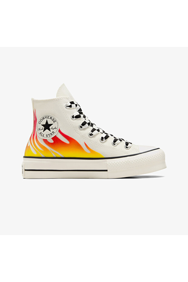 حذاء رياضي Chuck Taylor All Star Lift للجنسين باللون البيج