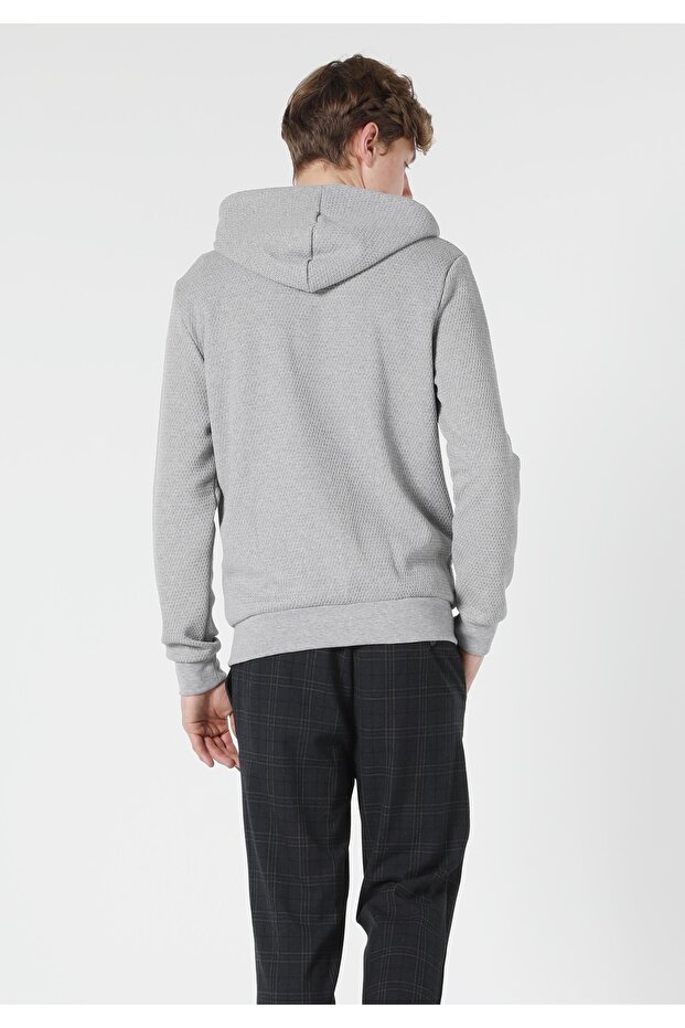 سترة رمادية للرجال بقصة عادية - 2