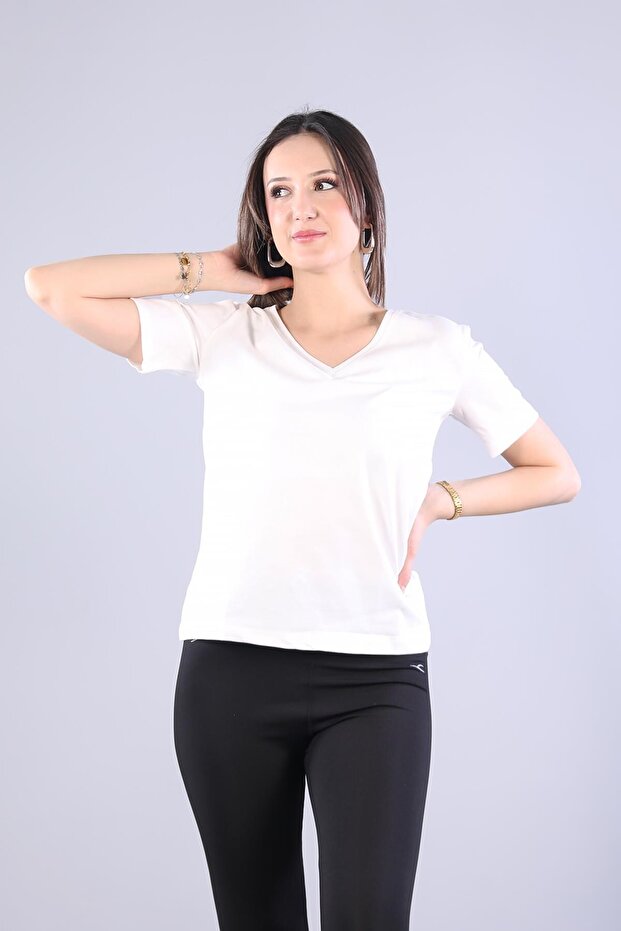 2992 V-Neck Basic T-Shirt - 1
