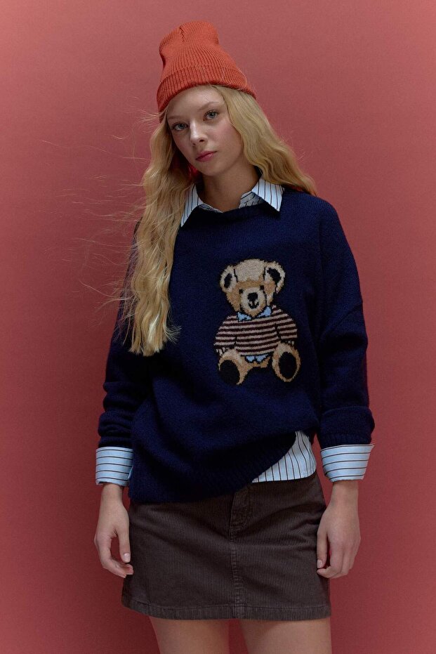 Regular Fit Crew Neck Teddy Bear Print Knit Sweater G6224AX25WN