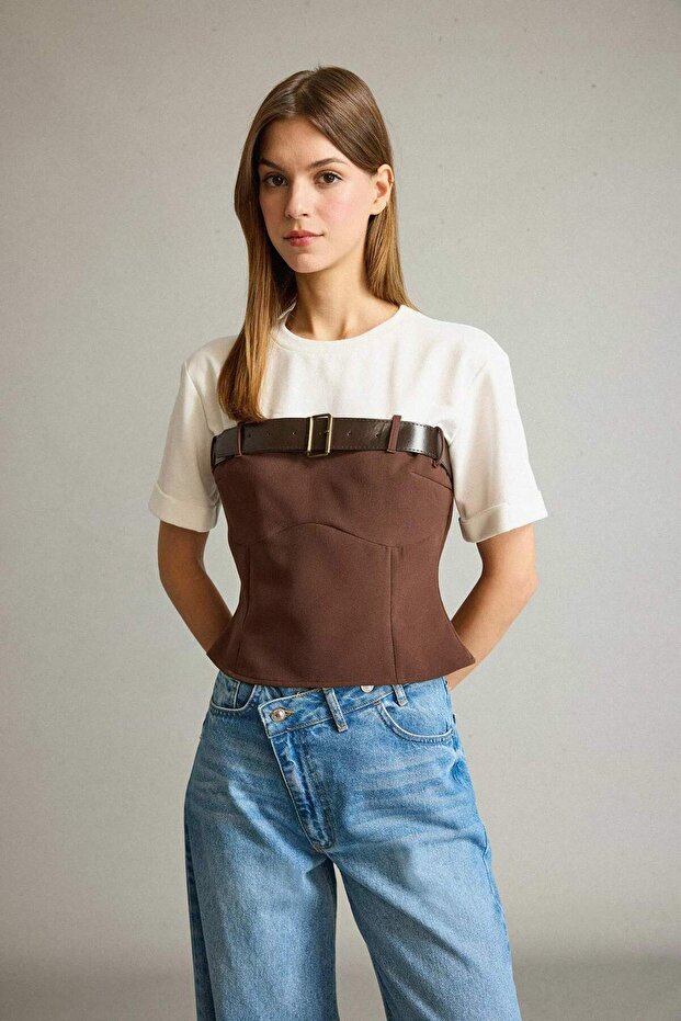 Crew Neck Belt Detail Short Sleeve Blouse G4709AX25WN