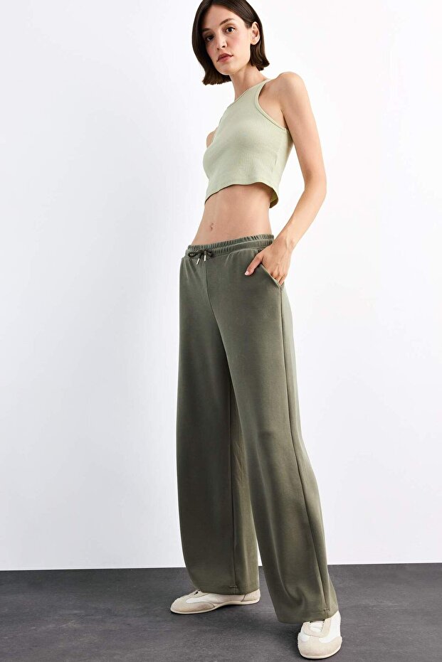 Relax Fit Elastic Waist Straight Leg Modal Trousers G1086Ax25Sm