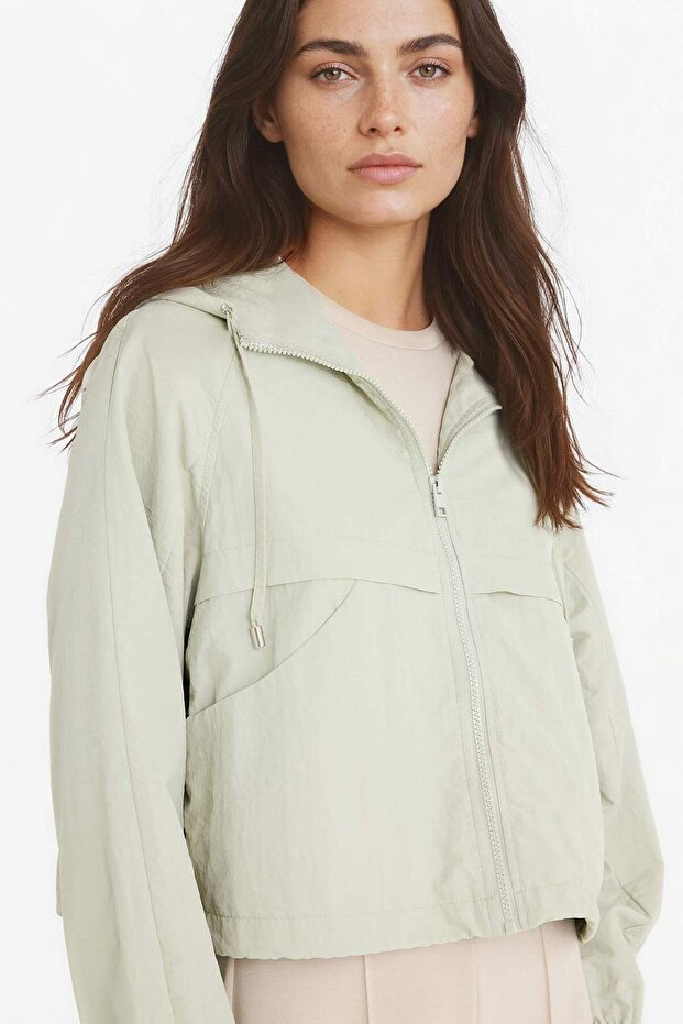 Water Repellent Hooded Zippered Crop Raincoat E8546Ax25Au