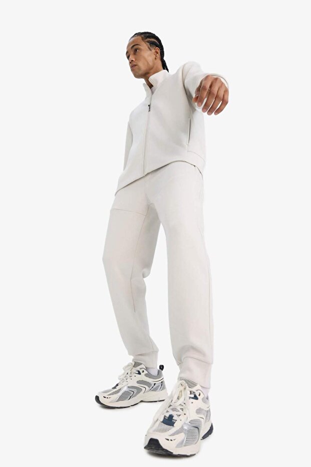 Warm Standard Fit Zipper Pocket Straight Leg Soft Touch Scuba Diver Fabric Sportsman Jogger Sweatpants