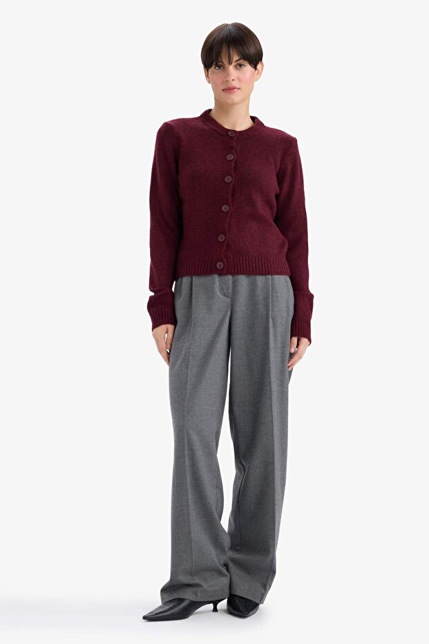 Basic Buttoned Soft Touch Strickjacke aus weichem Strick E3654AX25WN - 2