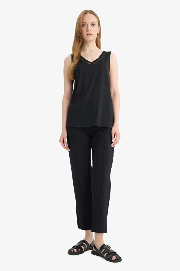 Regular Fit Straight Leg Aerobin Trousers F1974Ax25Au