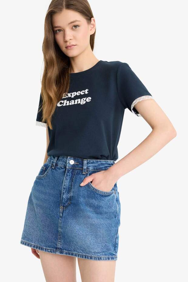 Fitted Printed Rib Knit Short Sleeve T-Shirt F6149Ax25Sm