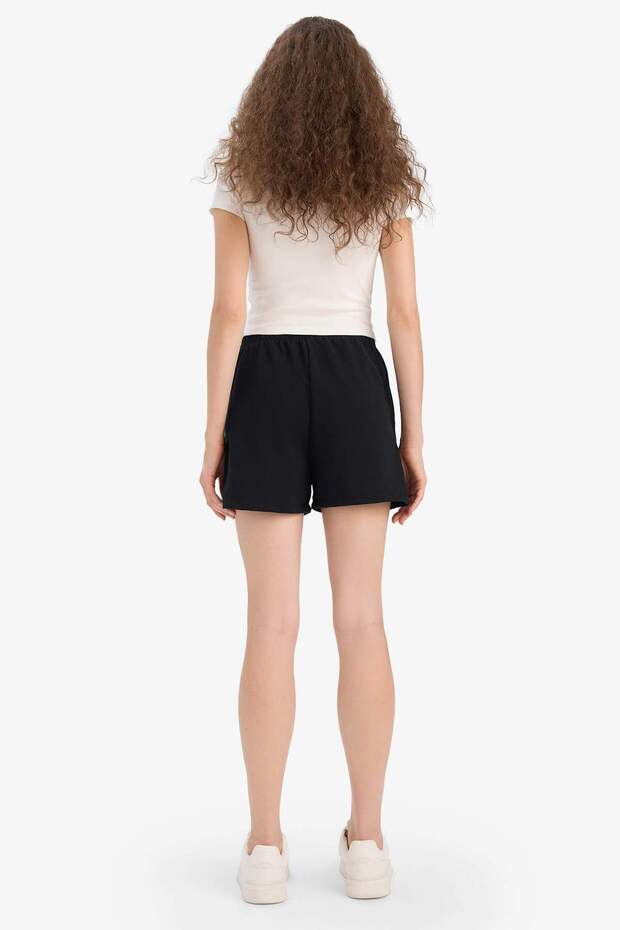 Beli Lastikli Basıc Şort F6803AX25HS - 6