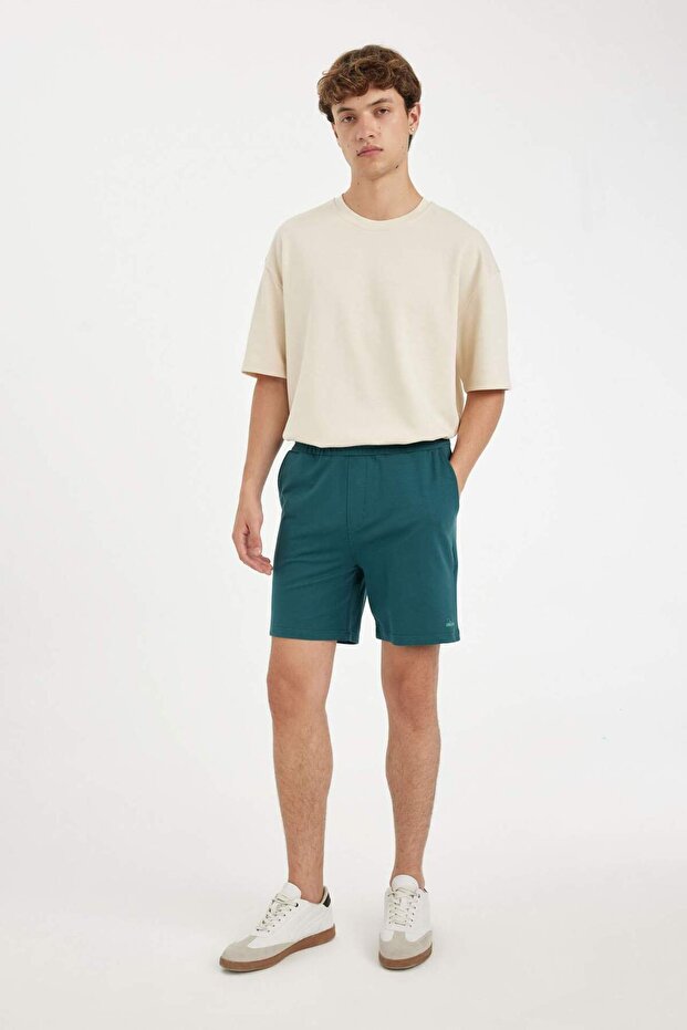 Slim Fit Narrow Leg Shorts A3893Ax24Hs