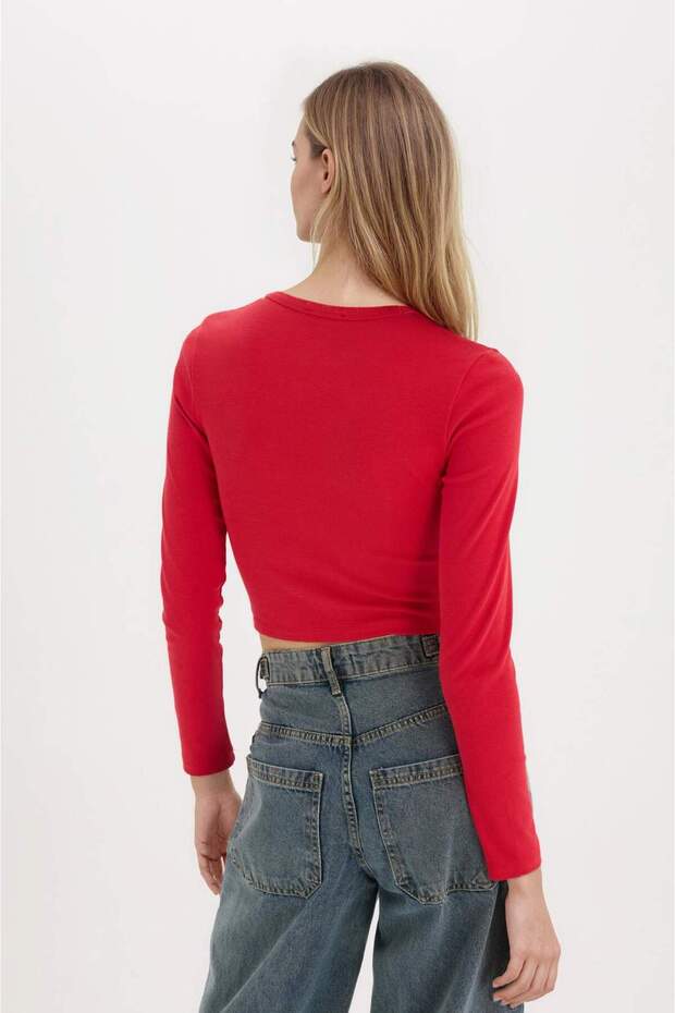 تي شيرت أبيض بأكمام طويلة وتصميم مضلع أساسي E7797AX25SP - 5