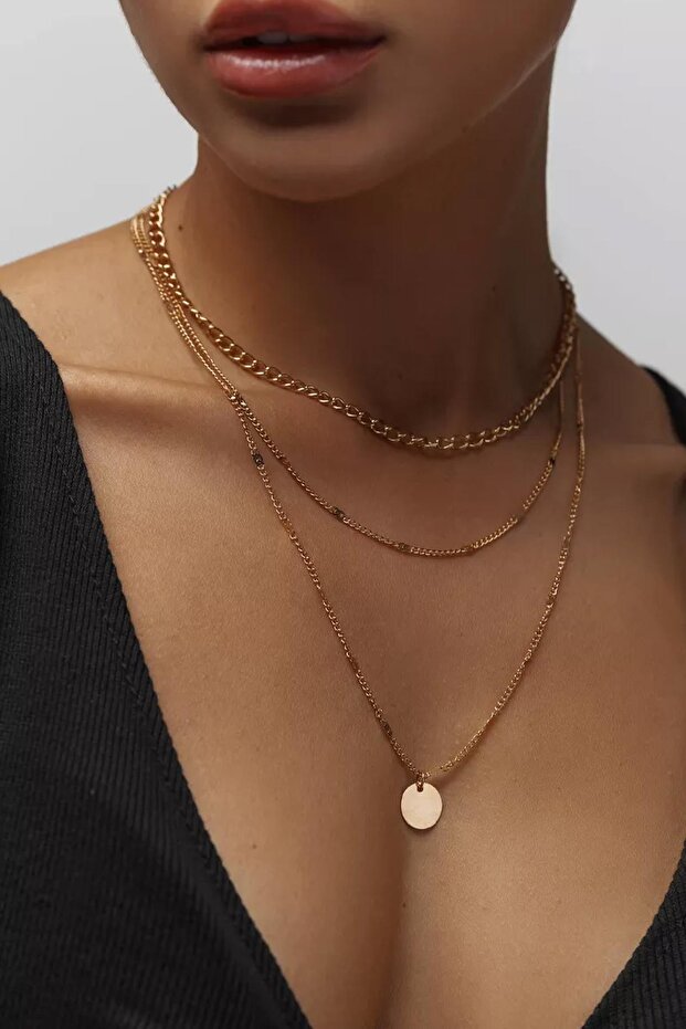 طقم قلادة مرصعة بالترتر باللون الذهبي - 6