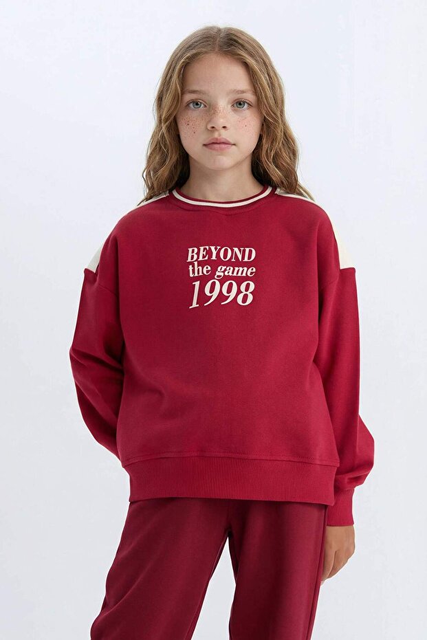Relax Fit Crew Neck Printed Soft Fuzzy Inside School Sweatshirt Girl Child D4274A824Wn