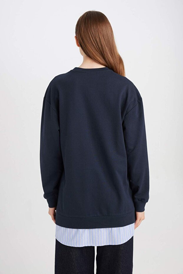 سترة عادية ذات رقبة دائرية وقصة عادية سادة A9529AX24AU - 6