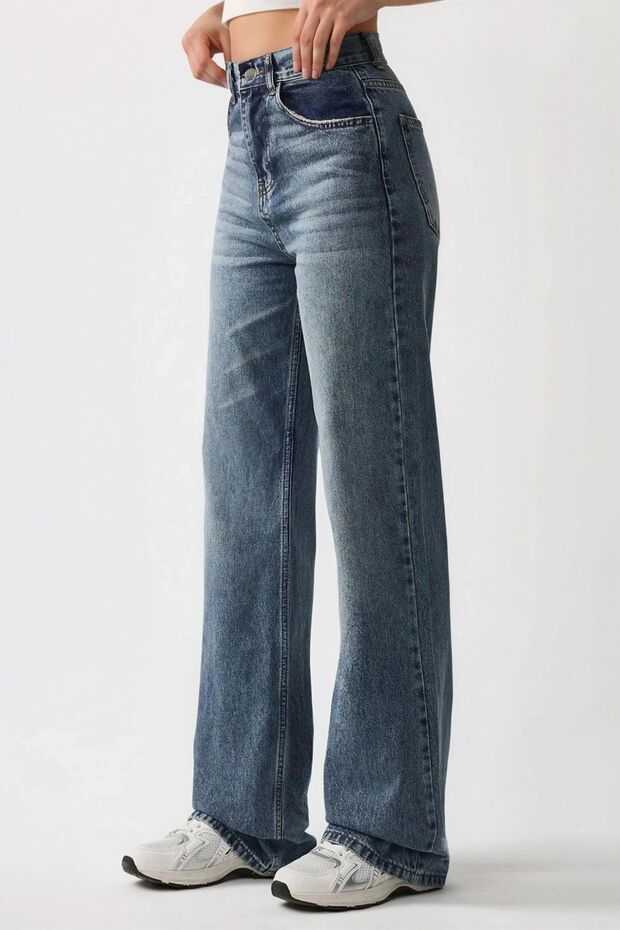 Mid-Waist Straight Leg Denim Trousers