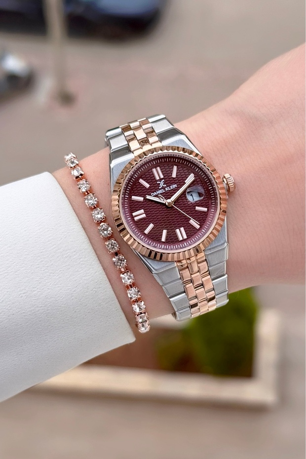 Dial Claret Red Cord Rose Gray Color Adjustable Cord 30 mm Women's Wristwatch and Bracelet