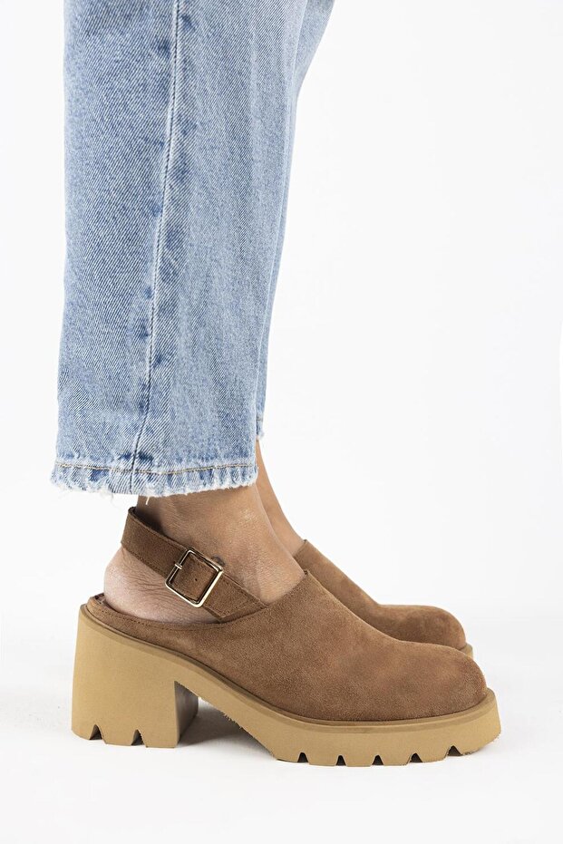Carleen Women's Genuine Leather Sabo Belted Tan Sandals