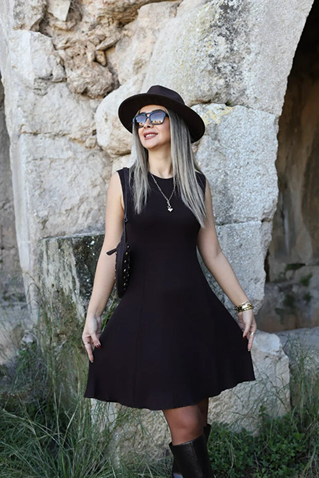 Bitter Brown Zero Sleeve Basic Dress - 3