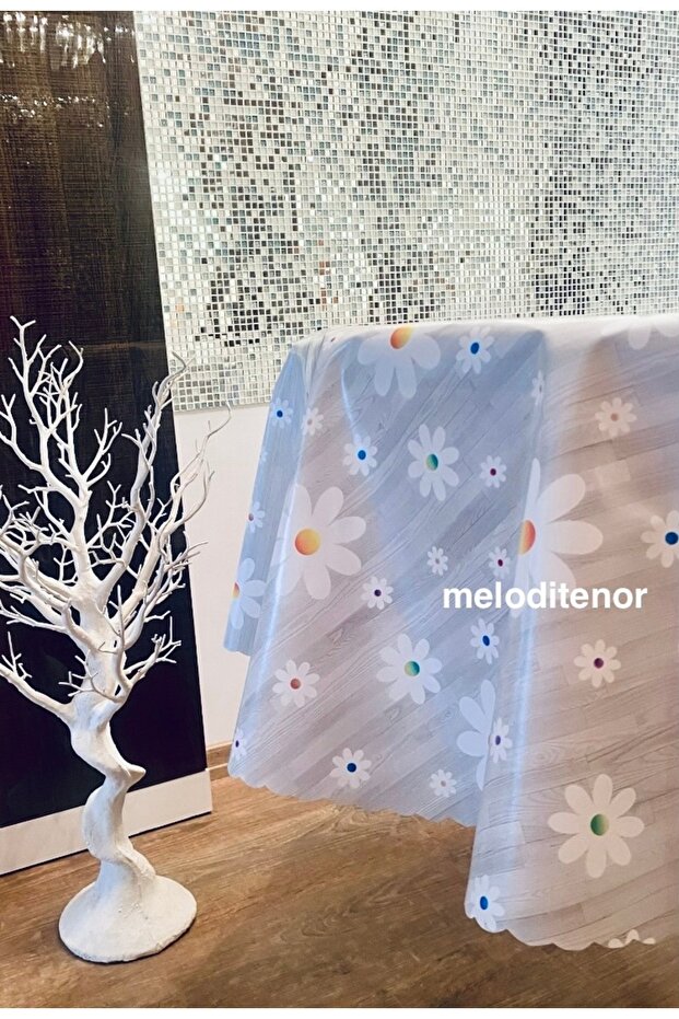 Lined Non-Slip Erasable White Daisy Floral Plain Polite Pvc Round Oilcloth Tablecloth