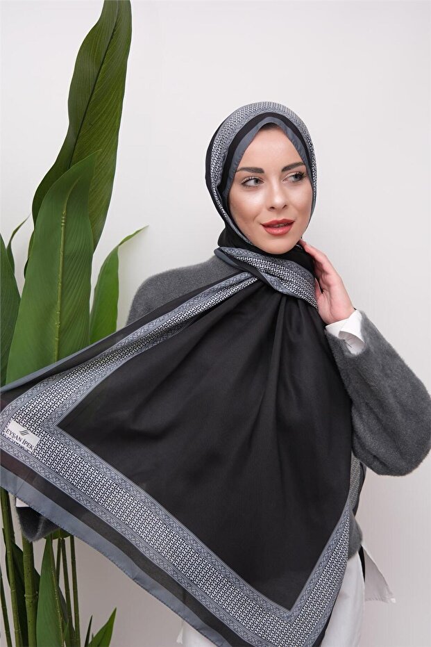Border Touch Patterned Digital Soft Shawl