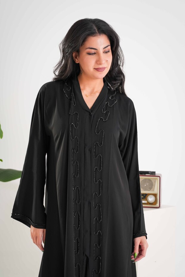 BALCK NIDA HAND EMBROIDERY