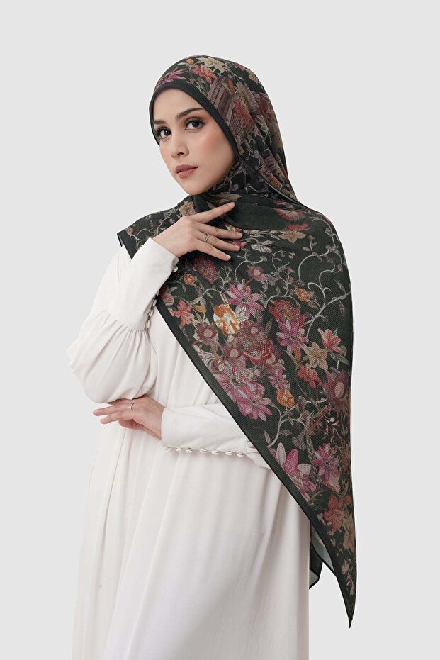Dubai Pleated Shawl - Black