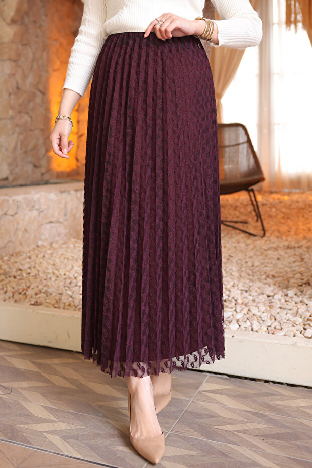 Plum Pleated Flocked Printed Lined Guipure Skirt
