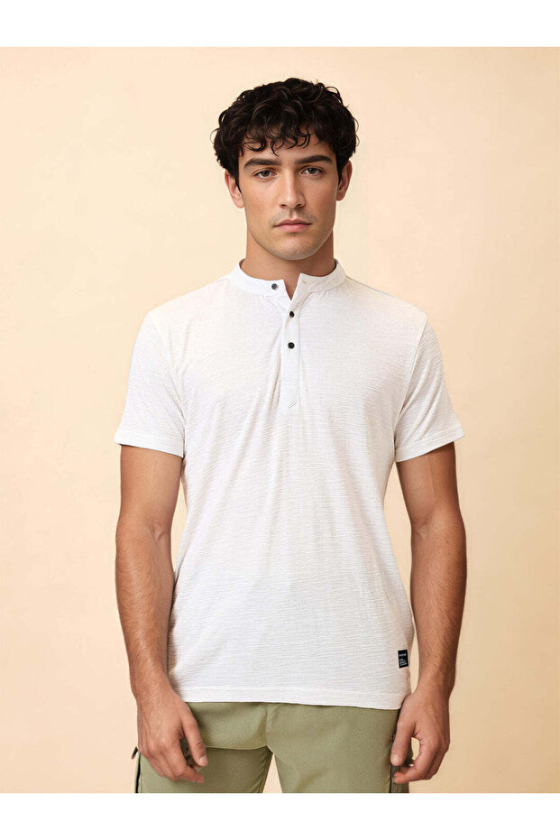 Solid Henley Neck Regular Fit White T-shirt