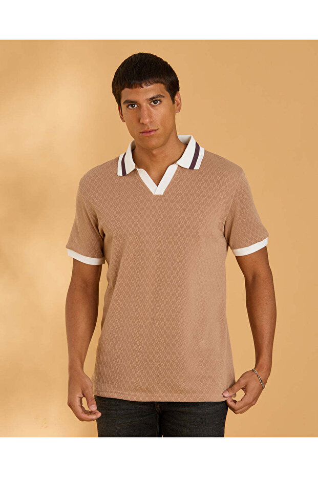 Men Beige Jacquard Collar Polo T-Shirt