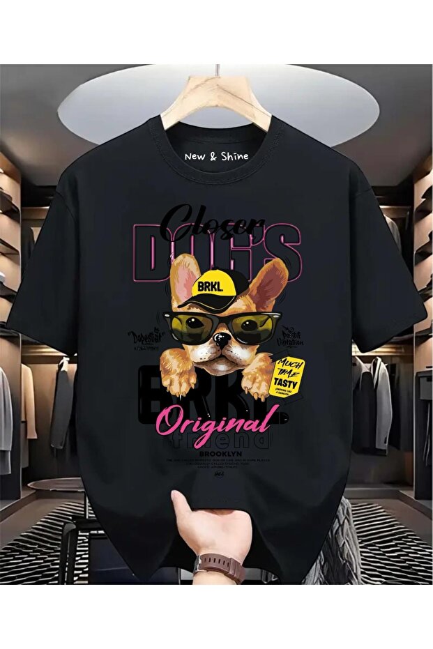تي شيرت كبير الحجم مطبوع عليه كلب