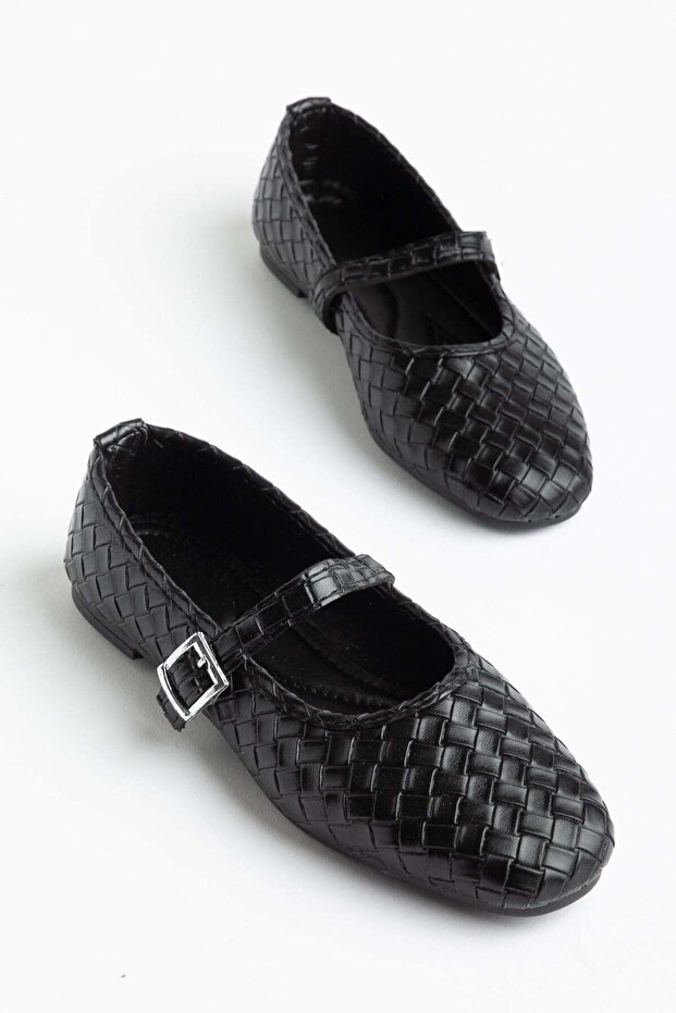 Women's Ballet Flats Black Straw Printed Leather Hard Hat with Blunt Toe