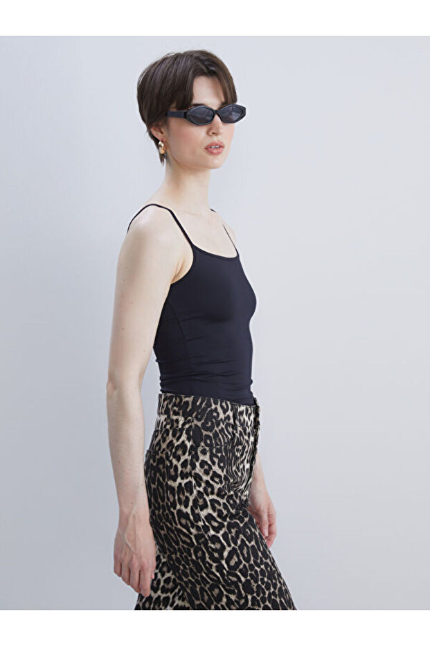 Esvab • Modern & Distinctive Square Roba Collar Rope Strap Women's Tank Top