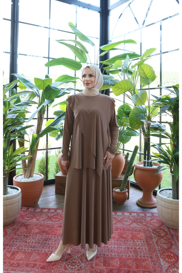 Asymmetrical Sandy Skirt Set