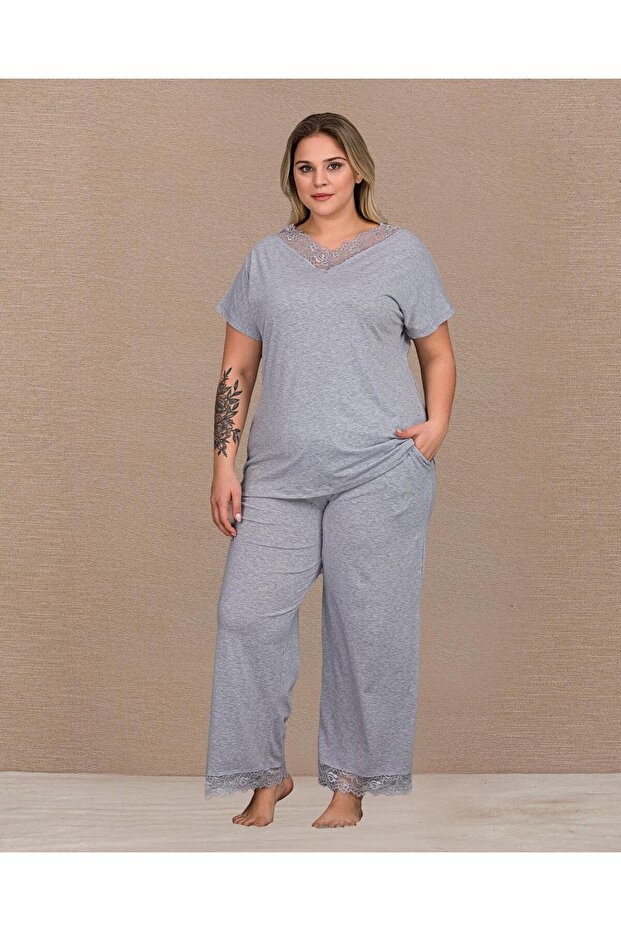 Short Sleeve Cotton Piece Plus Size Women's Pajama Set