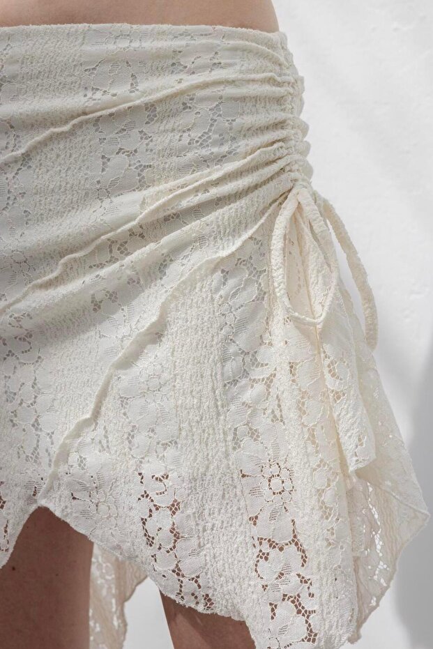 Dantel Asimetrik Mini Etek - 7