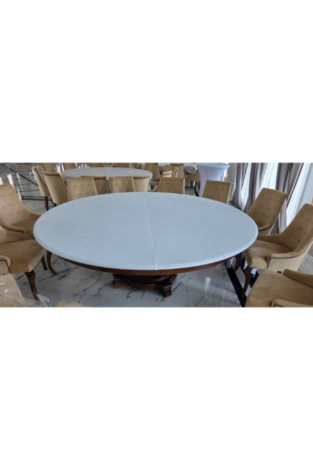 Waterproof round table cover