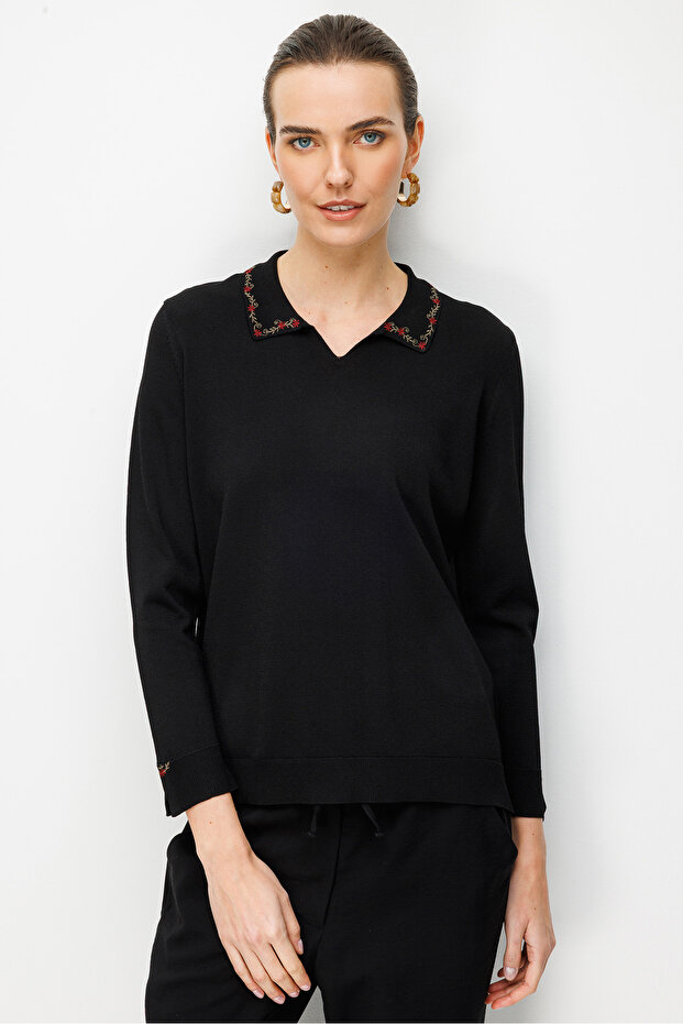 Women's Polo Collar Embroidered Fine Knit Blouse 26361 Black
