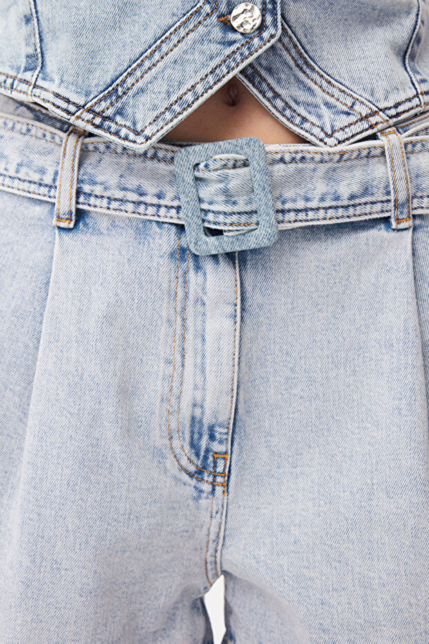 Kemerli Denim Şort - 3