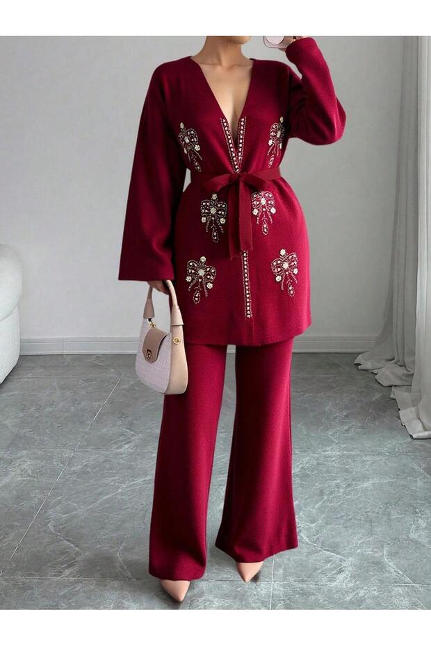 stylish two-piece low-cut set