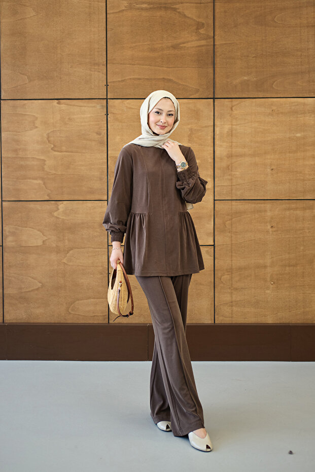 Women's Brown Front Seam and Gathered Detail Two-Piece Set