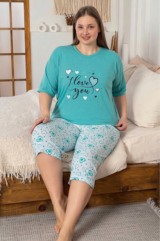 Plus Size Cotton Piece Patterned Short Sleeve Bermuda Capri Pajama Set