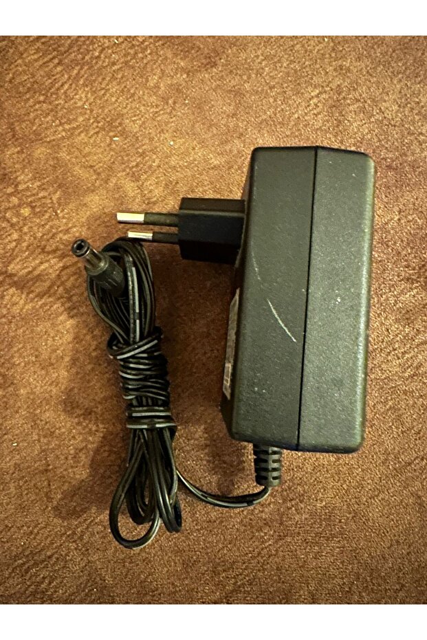 Apd Model WA-24E12FG Ac Adapter 12V Dc 2A - 4