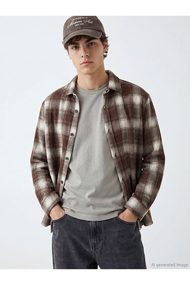 سترة رجالية بنية اللون بقصة عادية