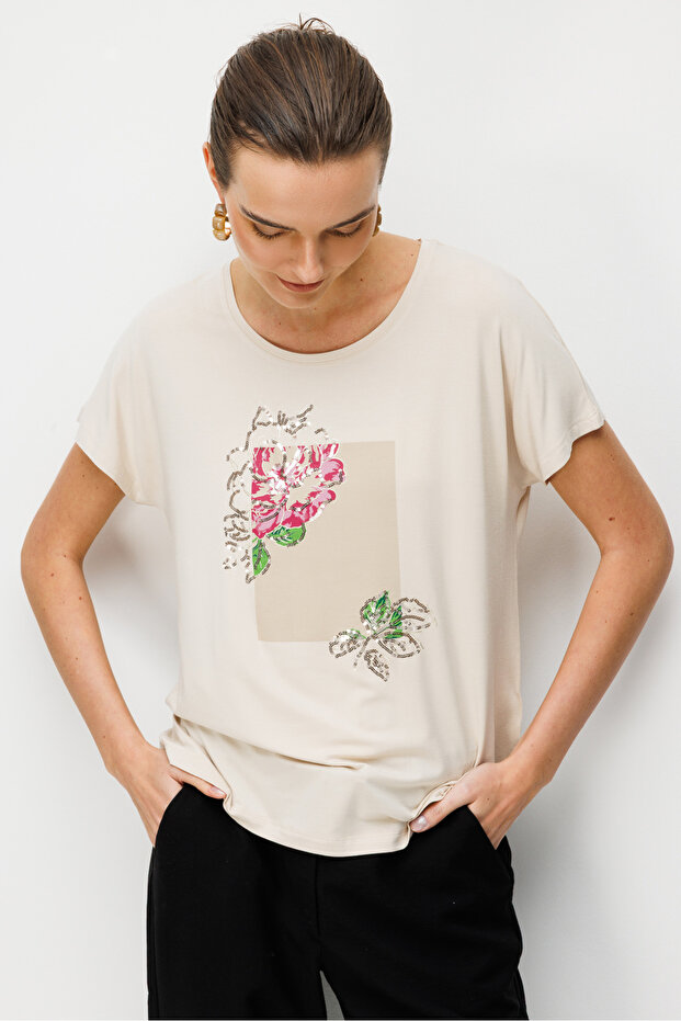 Women's Crew Neck Combed Cotton T-Shirt with Sequin Roses on the Front Beige