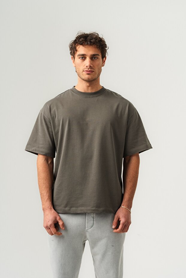 تي شيرت رجالي 100% قطن Oversize Basic ذو ياقة دائرية