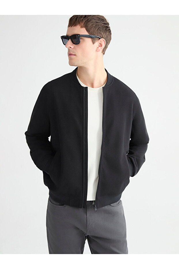 Nevavm College Collar Men's Jacket with a Difference