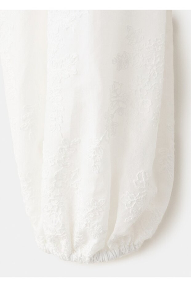 Fırfırlı işlemeli bluz - 5